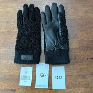 NWT UGG FOWNES BRO Faux Fur-Lined Leather Gloves SMALL/MEDI BLACK